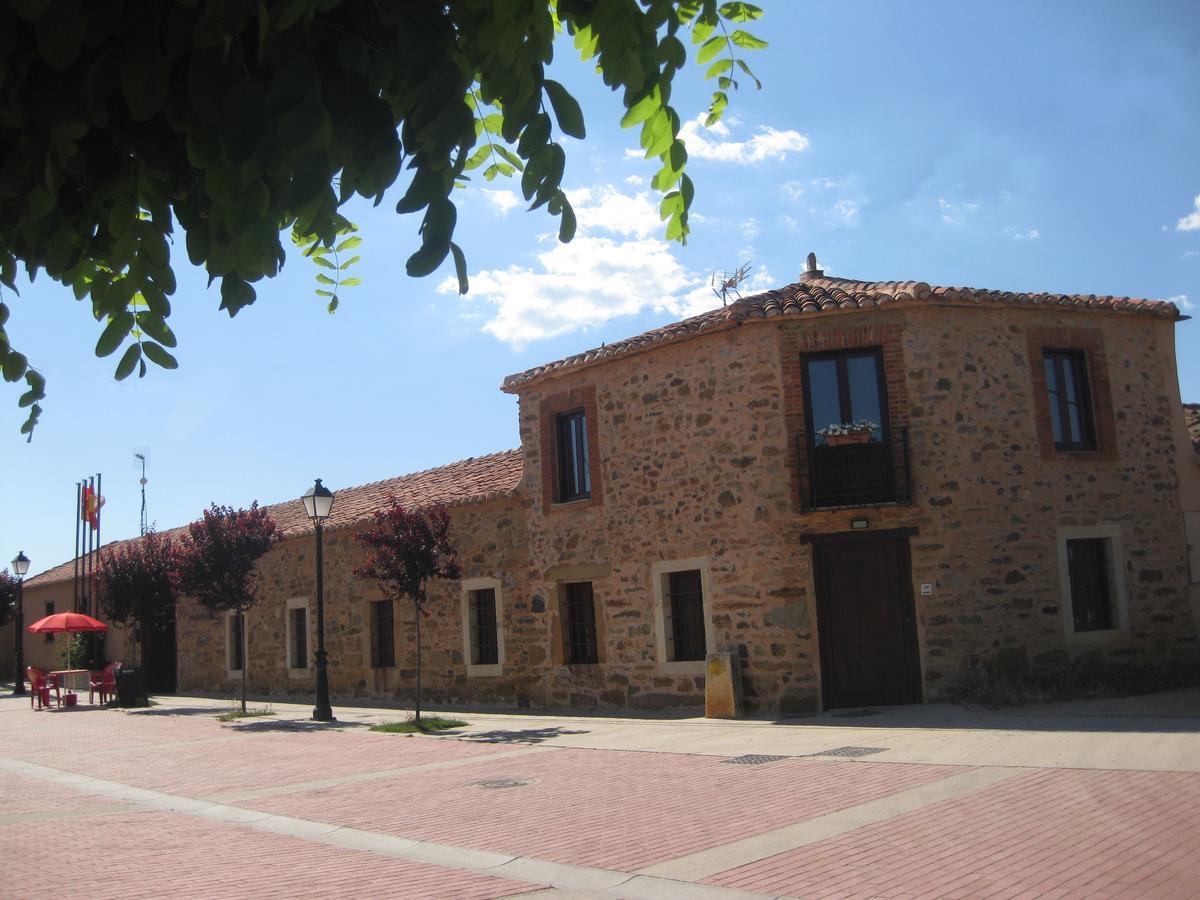 Casa Rural Las Aguedas Murias de Rechivaldo Exterior photo